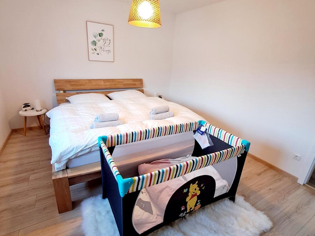 Schmidis Ferienwohnung ซอนโทเฟิน ภายนอก รูปภาพ